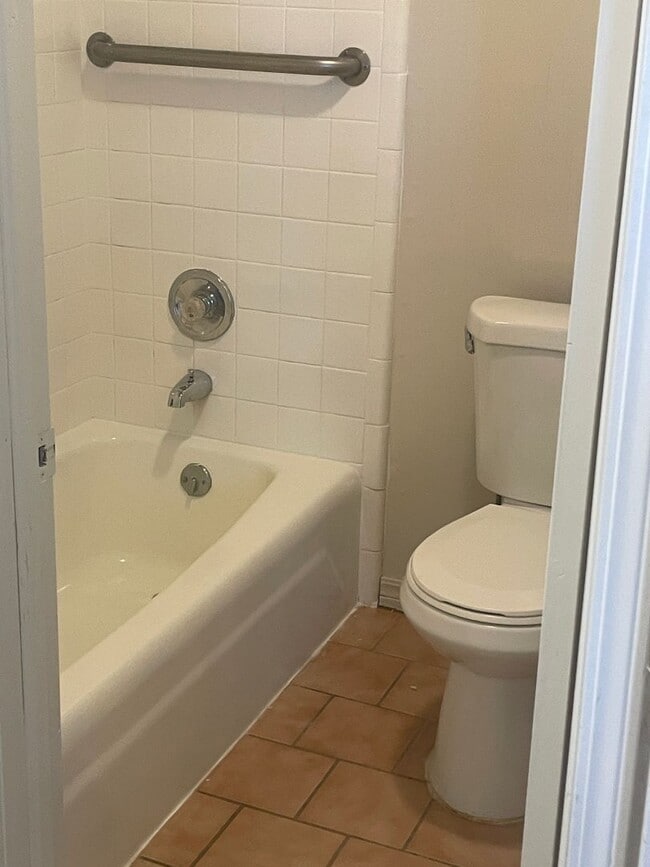 Photo - 5124 S Delaware Pl Unidad 1