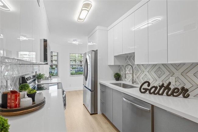 Photo - 12501 SW 14th St Condo Unit 313R