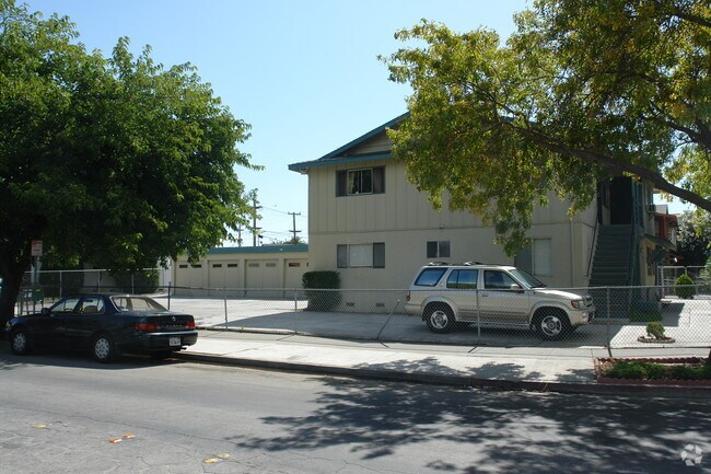 Photo - Pearl Avenue Apartments