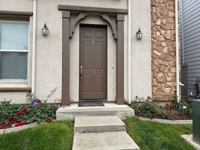 Photo - Gorgeous 4 bedroom 2 story home in Anatolia