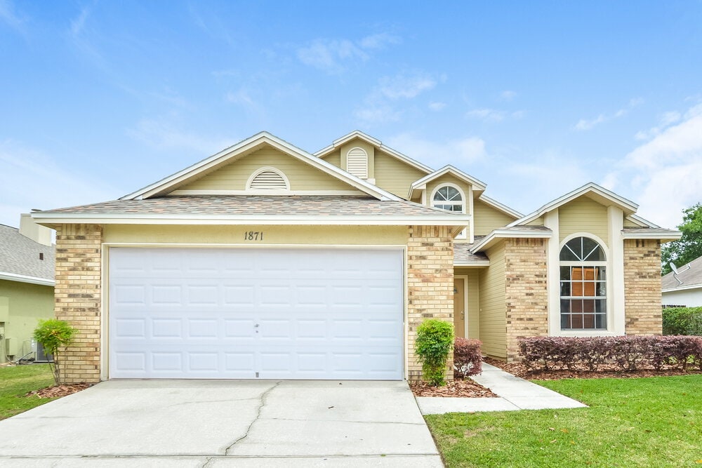 Photo - 1871 Meadowgold Ln
