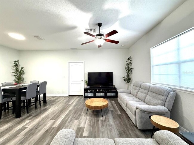 17411 Promenade Dr