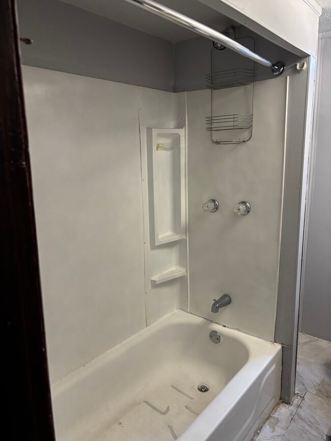 Photo - 1143 E Webster St