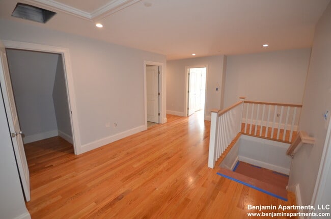 Photo - 18 Murdock St Unit 10