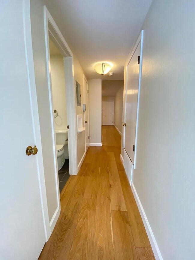 Photo - 1491 Chestnut St Unit 2