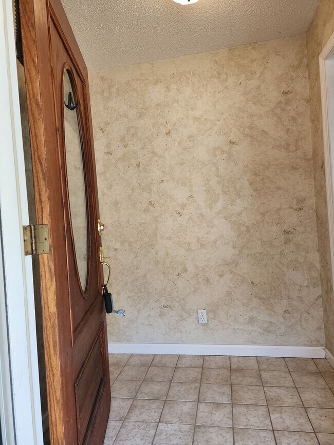 Photo - City of Maryville 37801- 3 bed 2.5 bath condo - call Tom Parry 865-607-3649