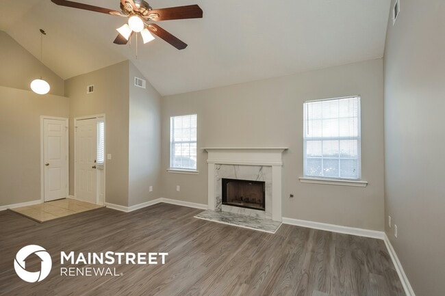 Photo - 9270 Scarlett Dr SW