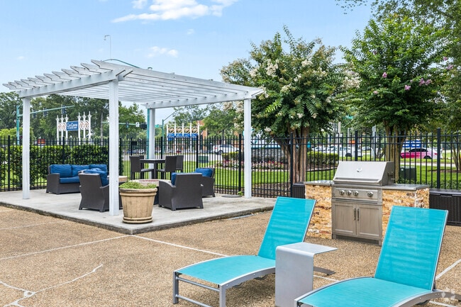 Grill and Fire Pit