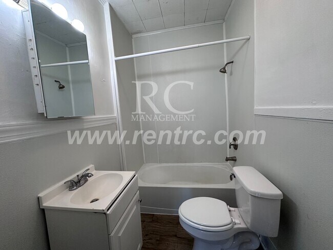 1115 Harmon-