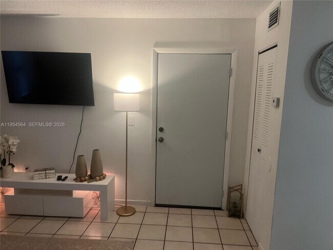 Photo - 526 NW 114th Ave Unit 103