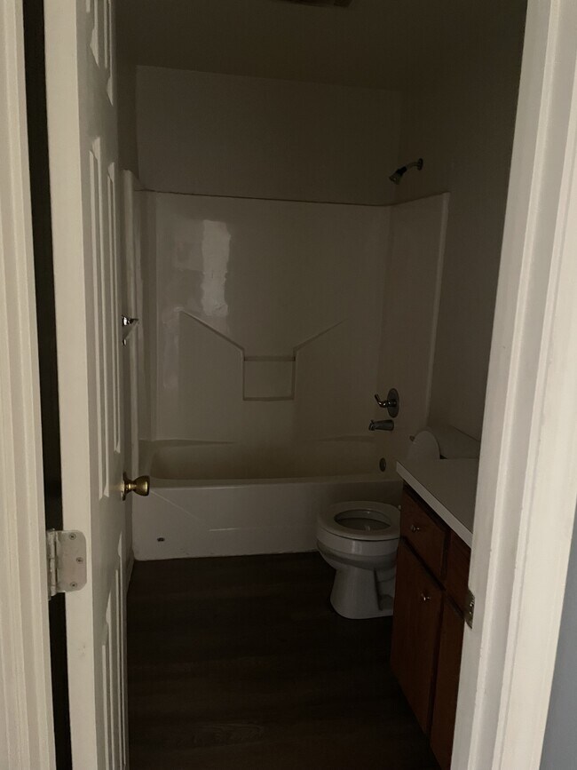 Photo - 904 W Oklahoma Ave