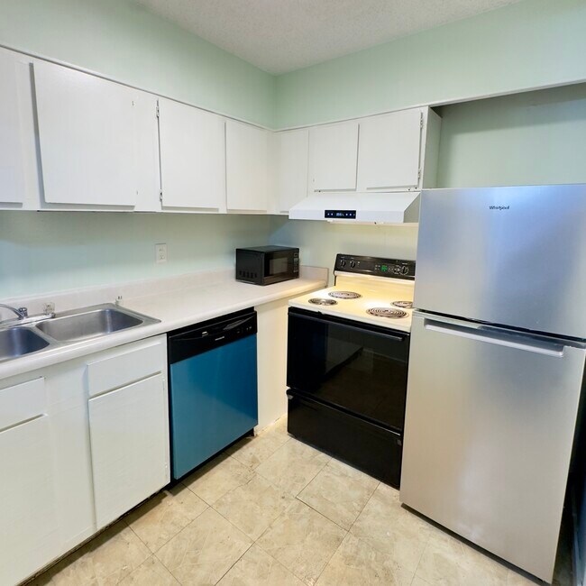 Photo - 6519 W Newberry Rd Unit 1003