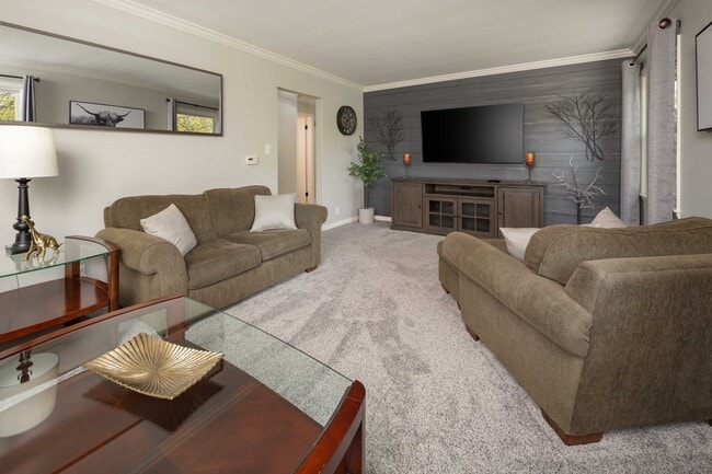 Living room - 3107 28th Street Ct Unit 2