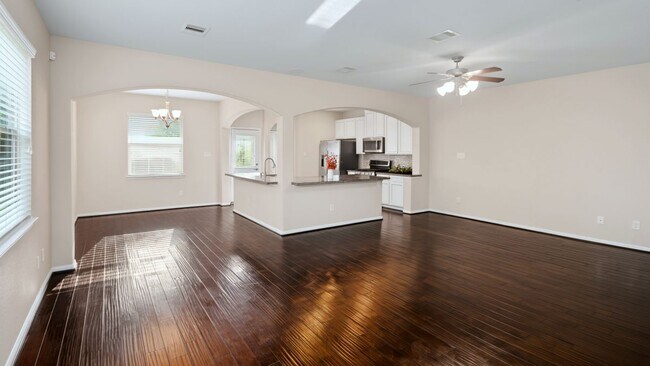 Photo - 8403 Columbia Forest Dr