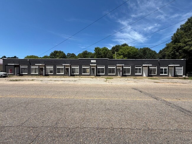 Building Photo - 117 Trojan Way Unit 7B