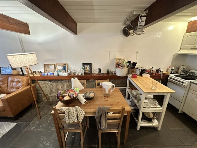 Photo - 17 Joy St Unit 1