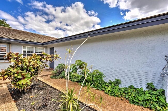 Photo - 3057 NW 103rd Ln