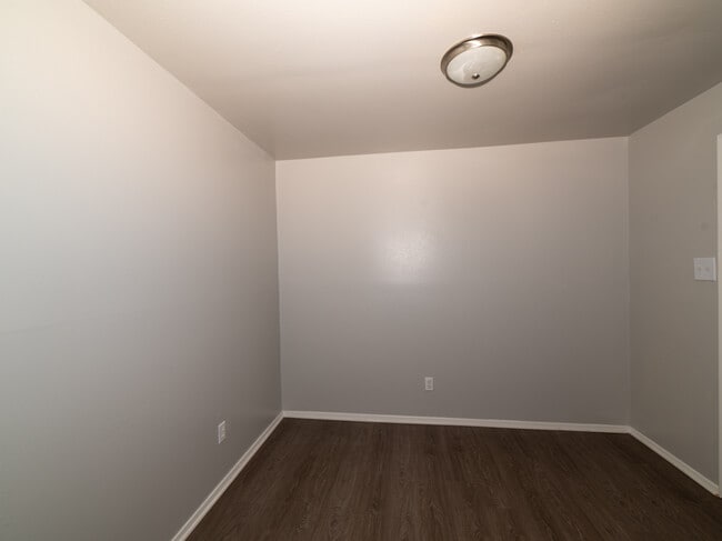 Parkway Crossing Apartments
