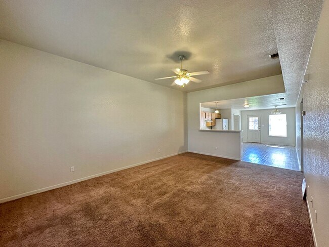 Photo - 3803 El Paso Dr