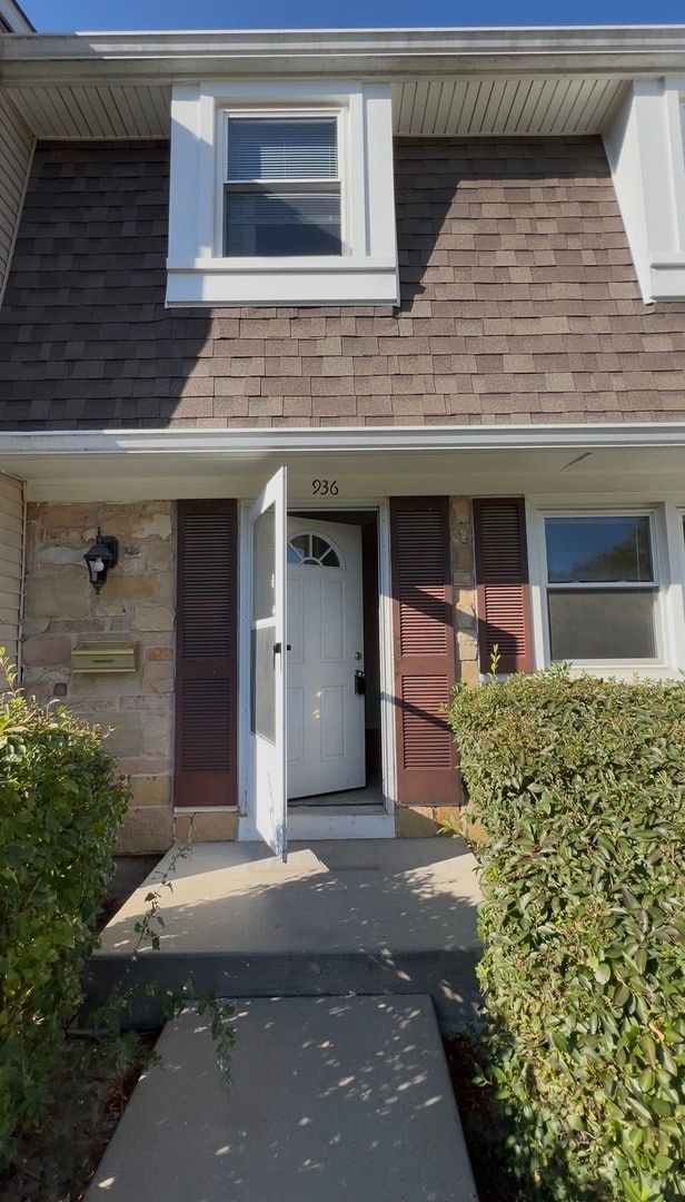 Building Photo - 936 Cardiff Ct