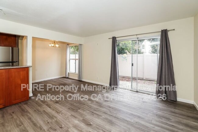 Photo - 2043 Sierra Rd