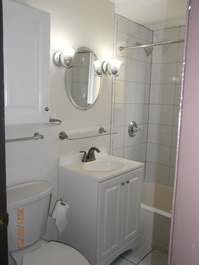 Photo - 1408 W 119th St Unit #1