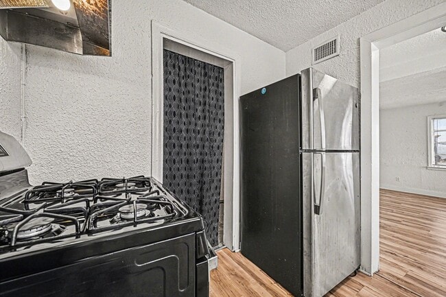 Photo - Beautiful 2 Bedroom 1 Bathroom in Kansas City!