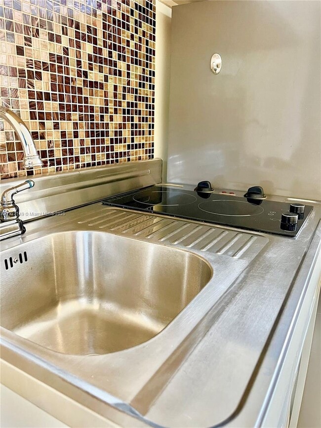 Photo - 6815 NW 14th St Unit 6815