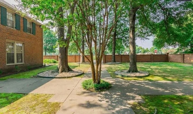 Photo - 1023 Scott St Unit B