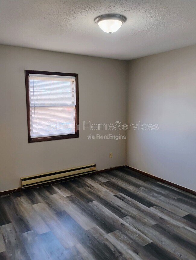 Photo - 223 S F St Unit D