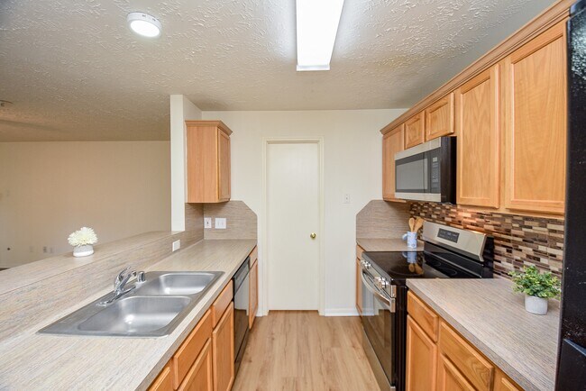 Photo - 8051 Bay Branch Dr