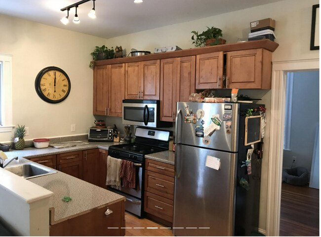 Photo - 368 Broadway