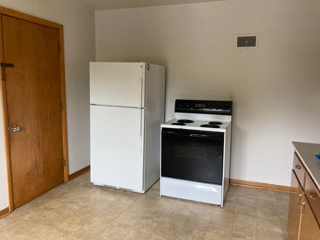 Photo - 1002 5th Ave