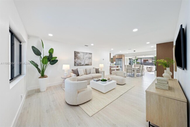 Photo - 1305 N 31st Rd