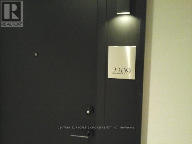 Photo - 125 Redpath Ave Unité 2209