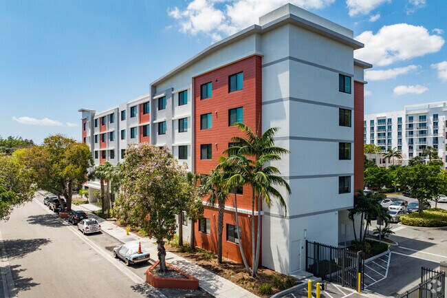 Photo - Gibson Plaza Apartments