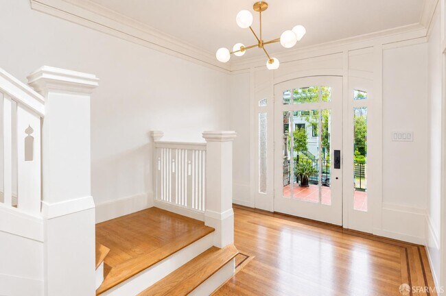 Photo - 2825 Filbert St