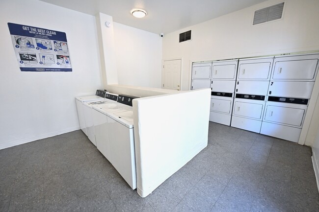 Photo - Sunrise Vista