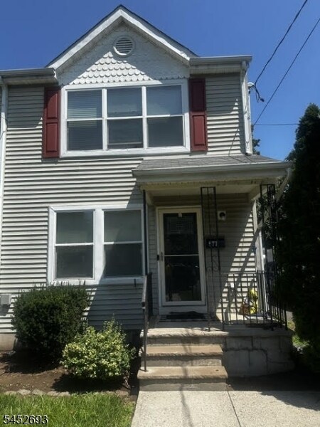 Building Photo - 577 Christopher St