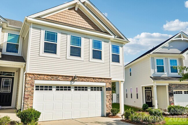 Photo - 15618 Little Bluestem St