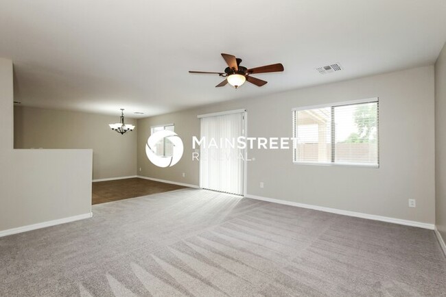 Photo - 4 Bedroom Pet-Friendly Home in Tolleson, A...