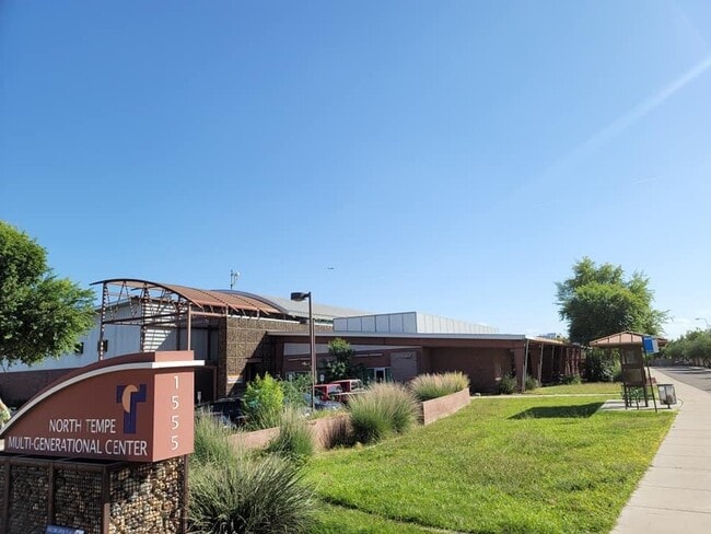 Photo - 1079 E Susan Ln