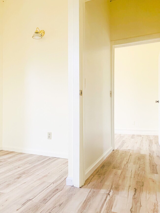 Photo - 148 N Champlain St Unidad APT 2