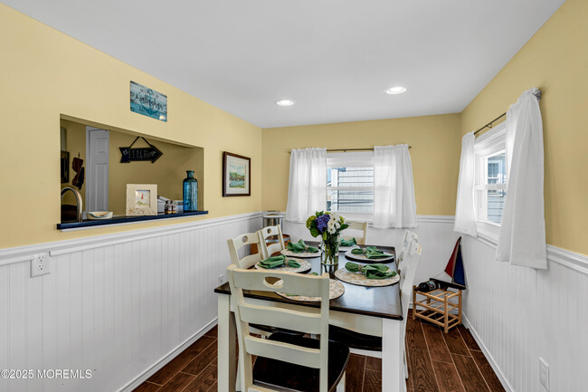 Photo - 112 W Tide Way House