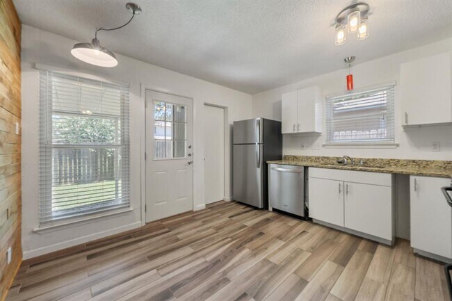 Photo - 9618 Sugar Hill Dr