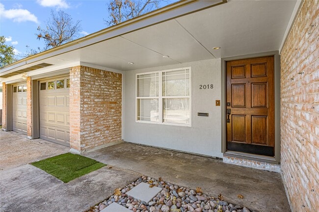 Photo - 2018 Woodvine Dr