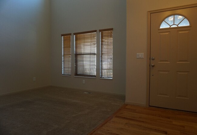 Photo - Beautiful Pleasant Grove 6 Bedroom With Mo...