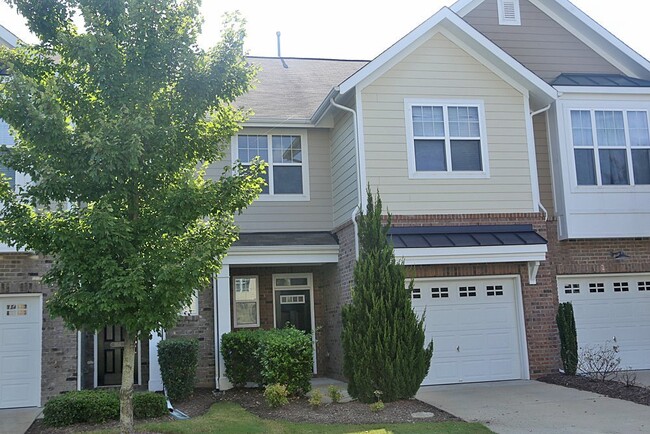 Beautiful Brier Creek Townhome with Privat... - Beautiful Brier Creek Townhome with Privat...