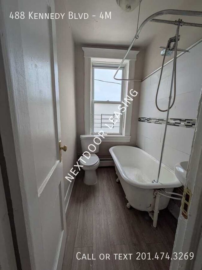 488 John F. Kennedy Blvd Unidad 4M