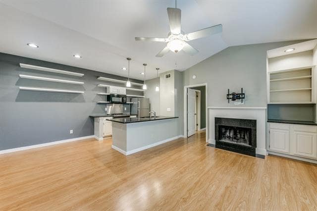 Photo - 7151 Gaston Ave Unit 412